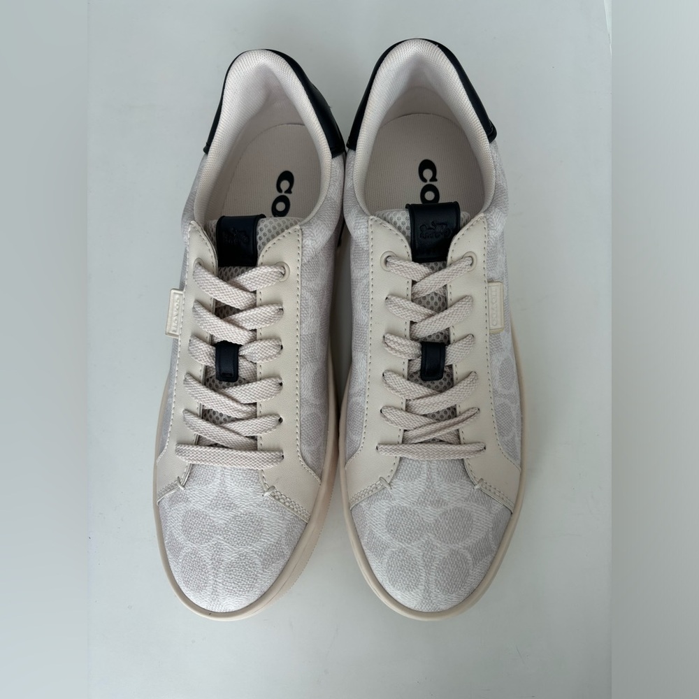 New💥Coach sneakers low line low top signature canvas, size 9